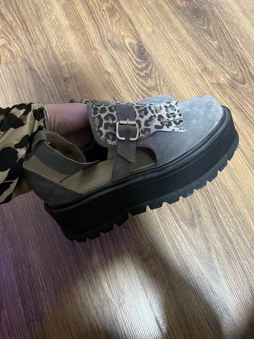 Sandale exclusive noi