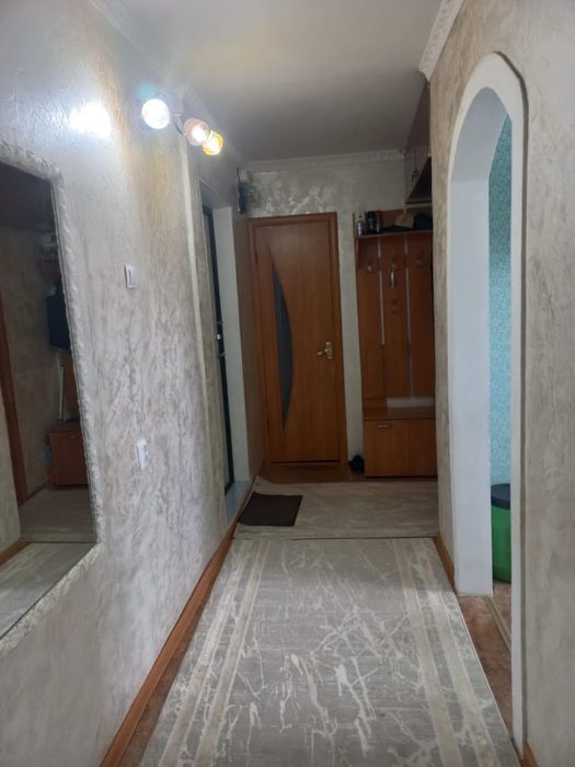 Продам 4х комнатную квартиру