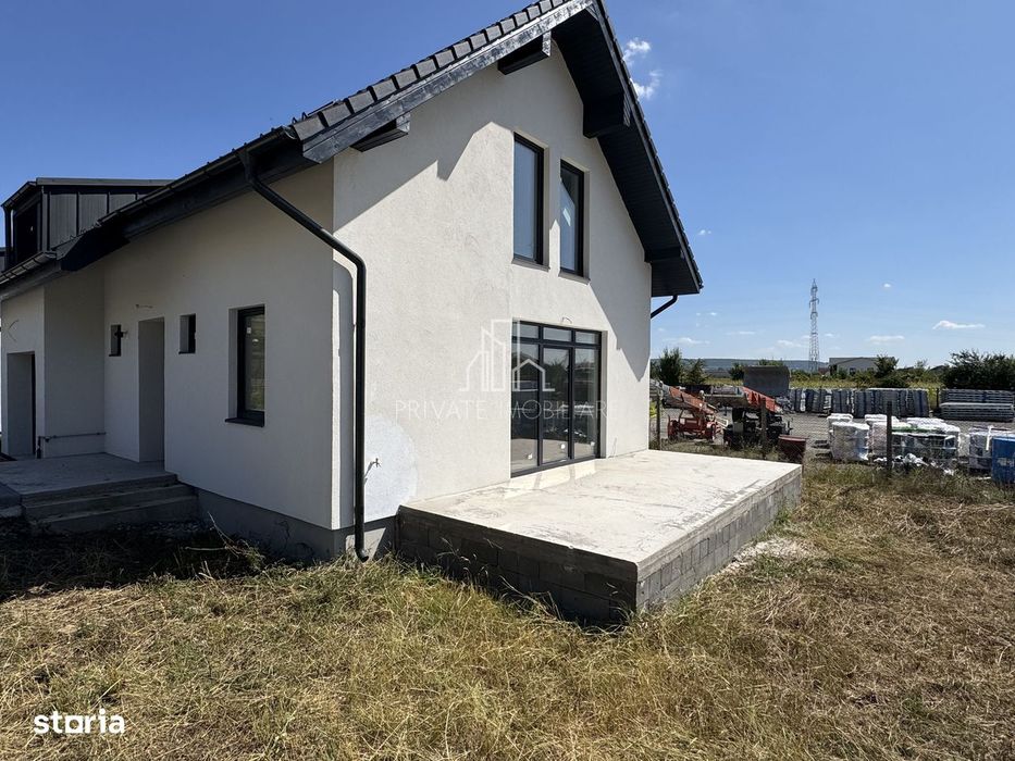 Casa individuală semifinisata, 130 mp, Strada Voinicenilor