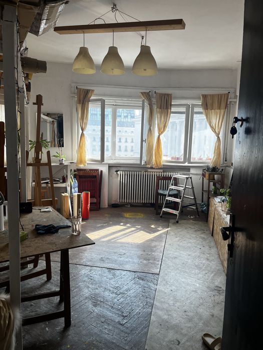 Atelier de pictura zona Universitate