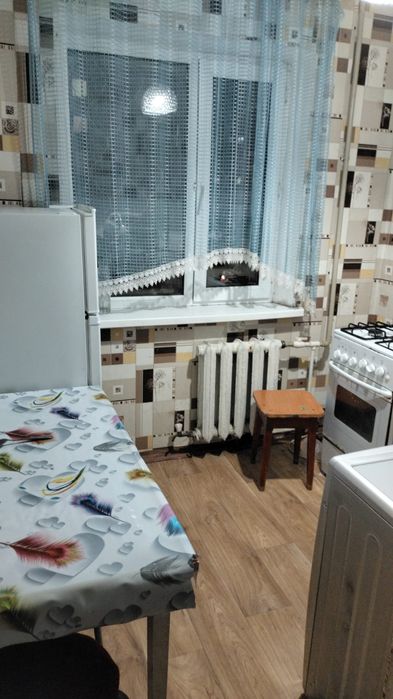 Сдам  2 ком. Квартиру 80 плюс ком.