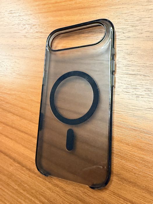 Оригинален кейс Apple MagSafe за iPhone 17 Air