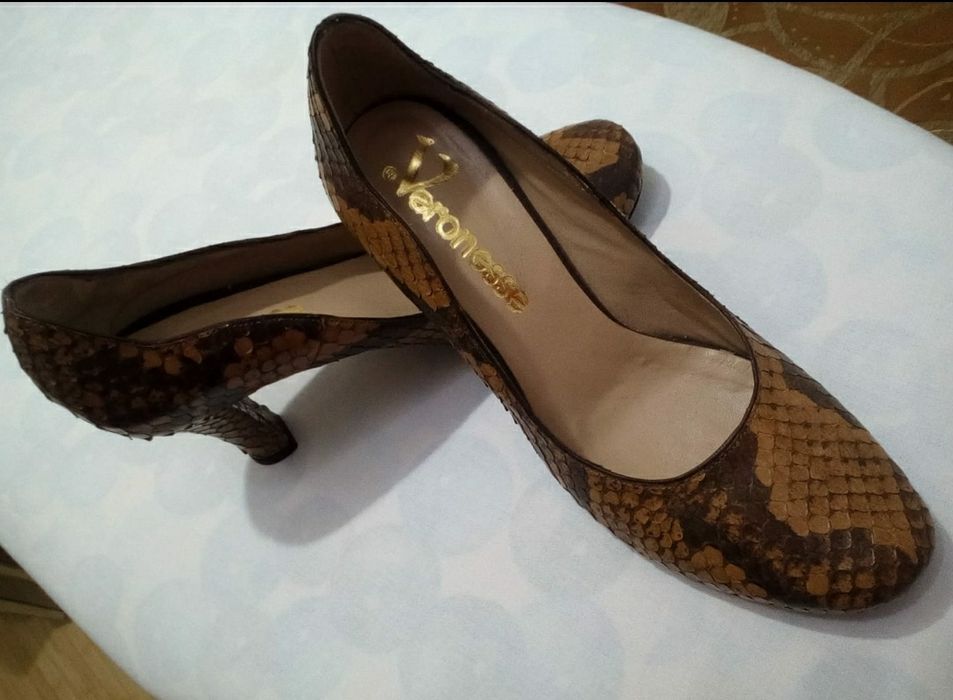 Pantofi cu toc de 8 cm, marimea 36