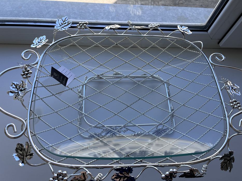 Посуда для подачи блюд