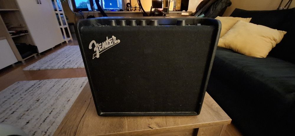 Amplificator Chitara Fender Mustang LT25