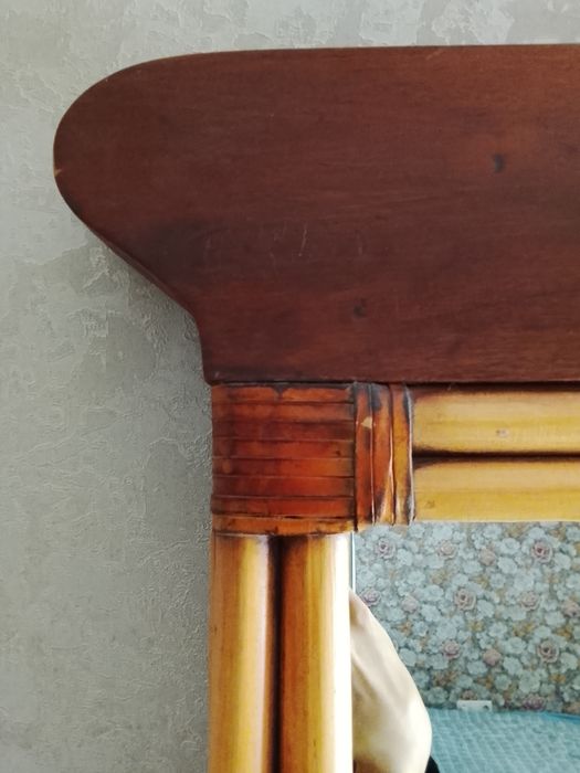 Консоль с зеркалом ратанг