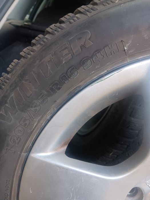 Продавам гуми с джанти за ауди 205/55/16"
