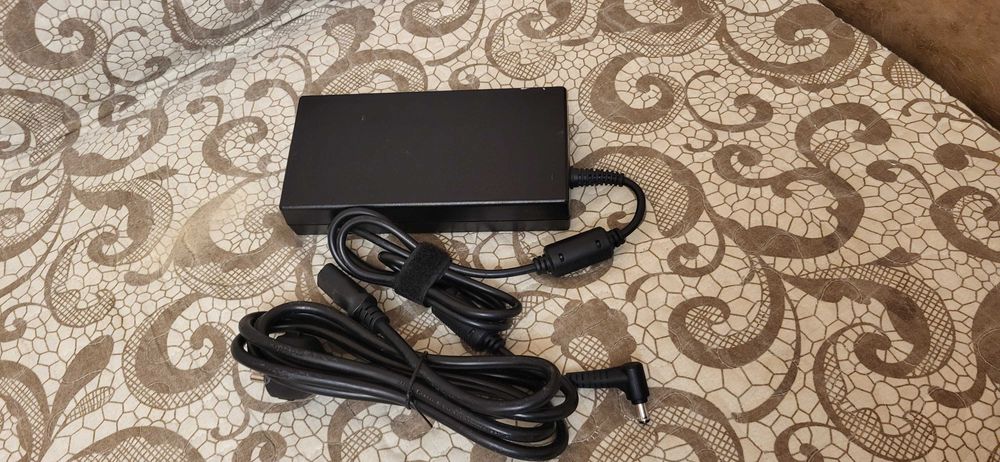 Asus 230W Incarcator laptop  19.5V 11.8A ADP-230EB fuctional