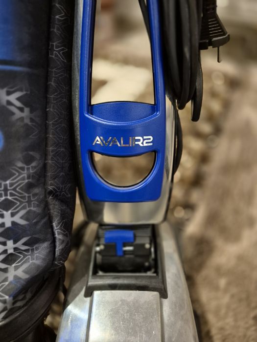 Aspirator Kirby Avalir 2 – ca nou, în garanție