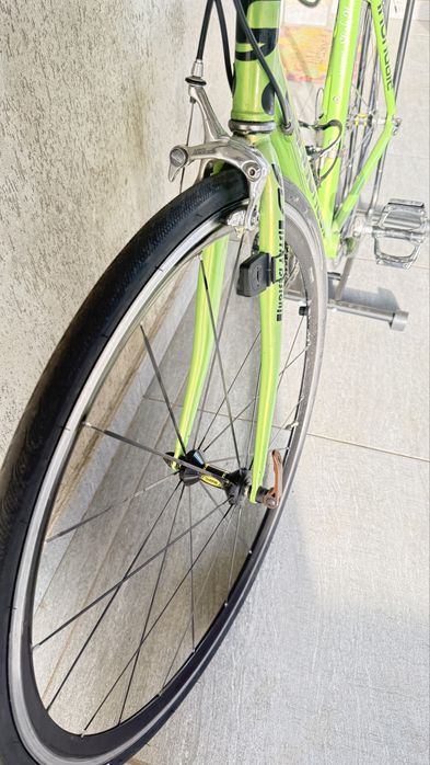 Vând bicicletă cursieră Cannondale