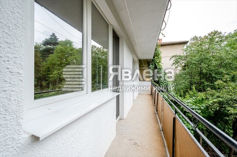 Продава се Къща в София, Гео Милев - 315 кв.м за 3172 €/кв.м - Снимка #6