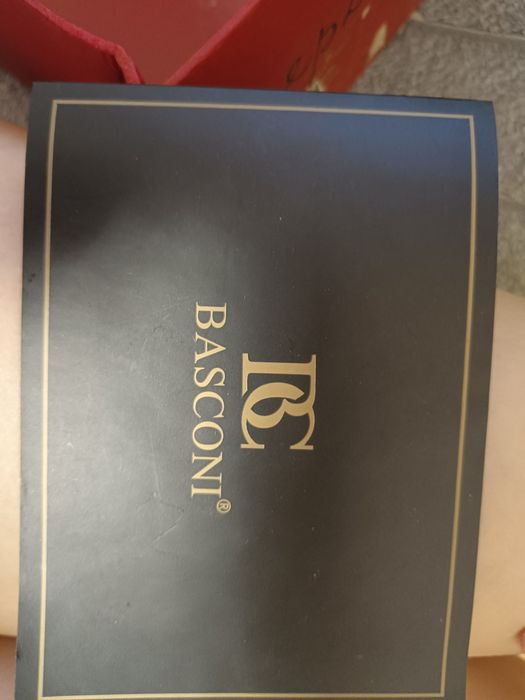 Продам ботильоны женские