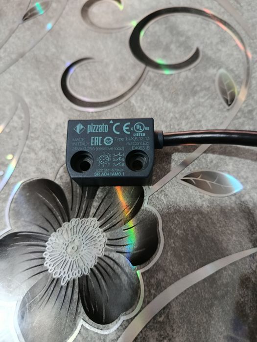 Întrerupător siguranță magnetic