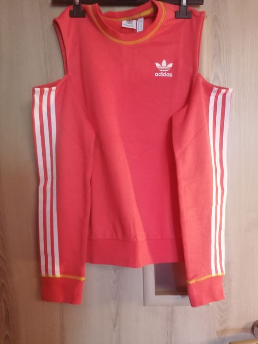 ADIDAS спортна дамска блуза с голо рамо