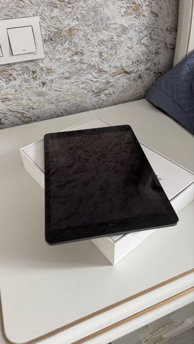 Ipad 9th 64 GB, без сим