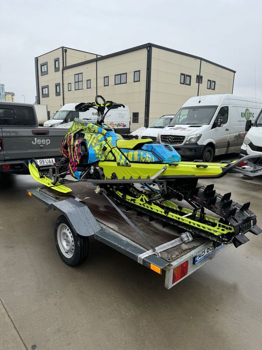 Snowmobile ski-doo summit x expert 850 e-tech turbo R shot TOUCHSCREEN