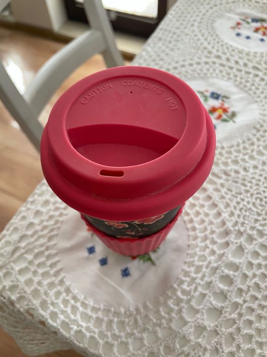 Продавам чаши за изпът