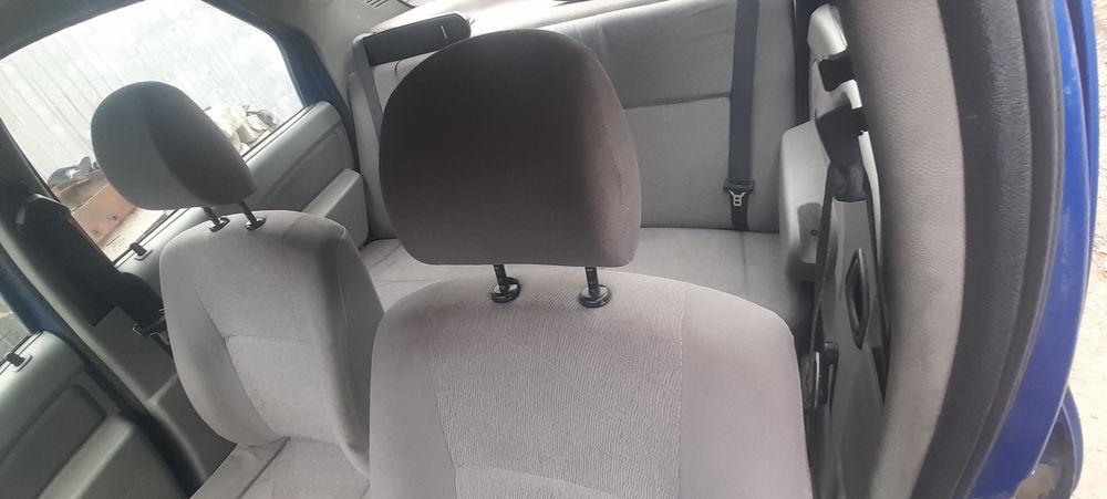 Logan 1.4 an de fabricație 2004