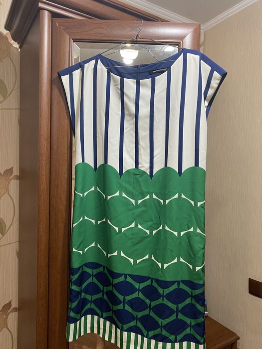 Женские платья 44р.