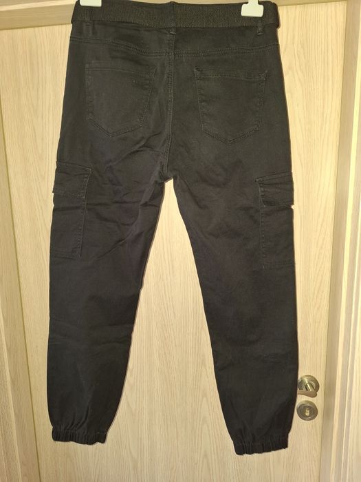 Пролетен черен панталон