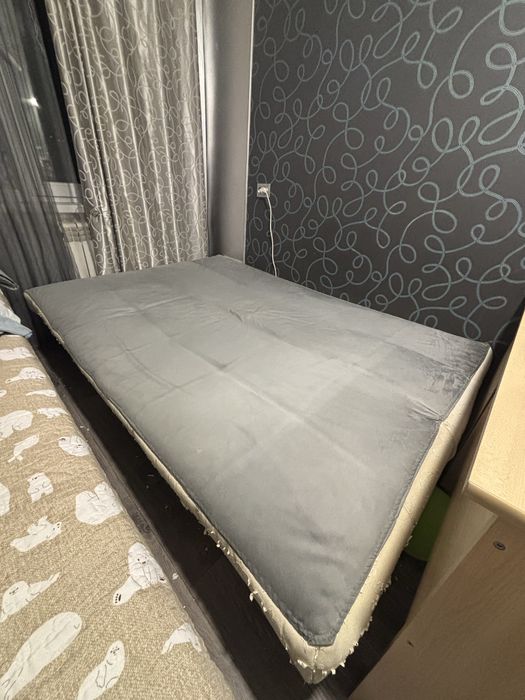 Продам диван книжку б/у