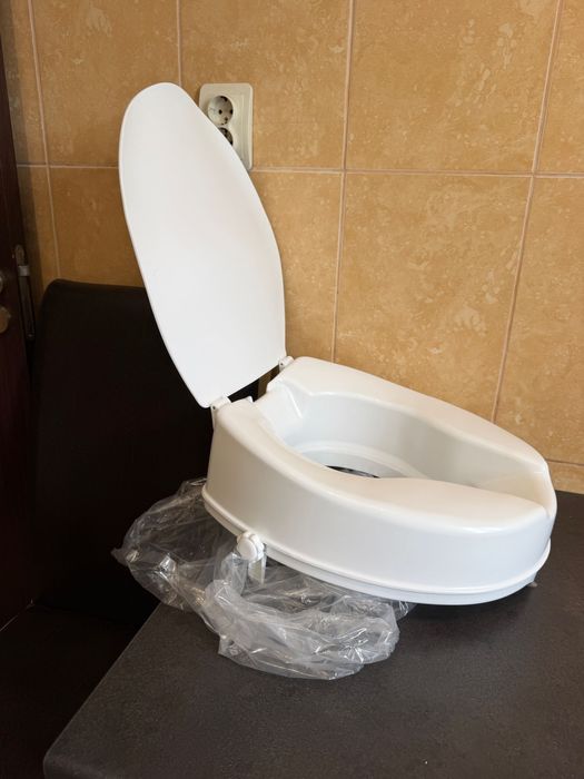 Inaltator cu capac vas WC