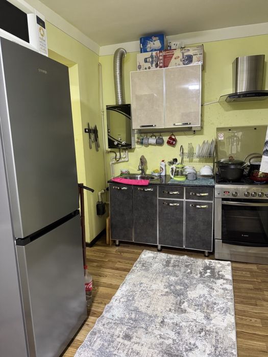 Срочно продаётся 1в2х,кирпичный дом,с огородом,42кв.м.Сергели,спутник5