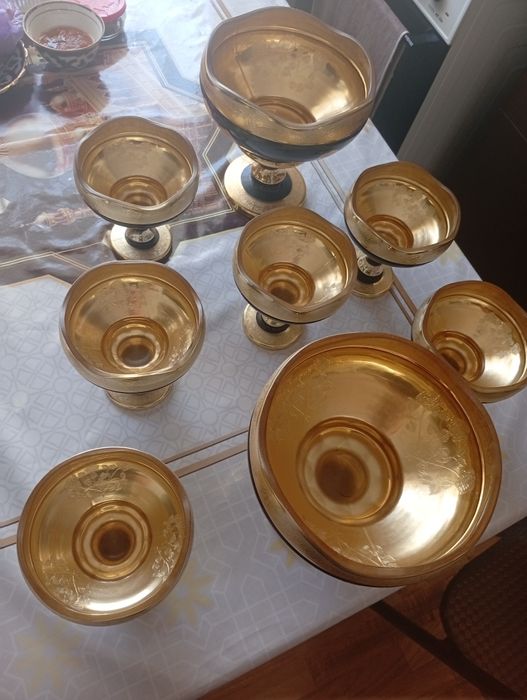 Bagimo posudalari sotiladi narxini tel qilsaysa kelishamiz