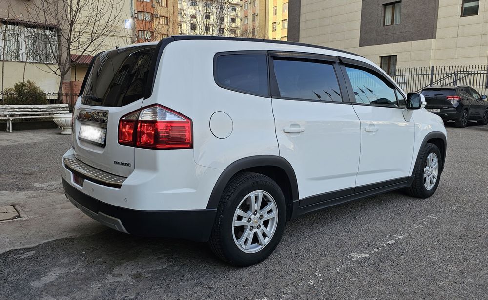 Orlando с малым пробегом (juda yaxshi holatda, kam yurgan)