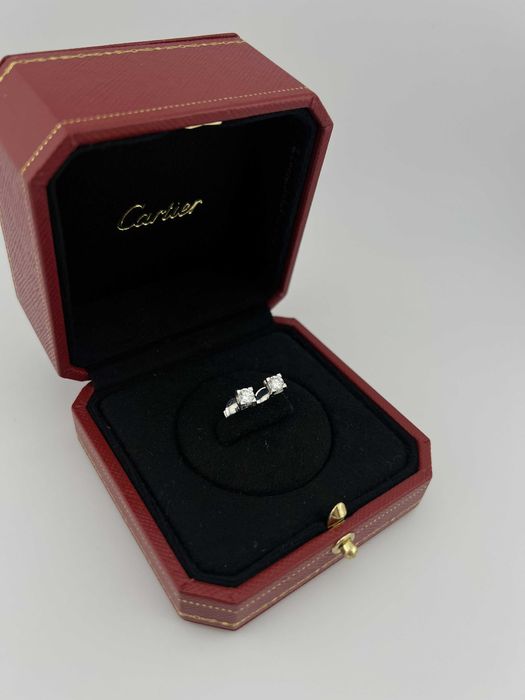 Серьги-пусеты с бриллиантами Cartier