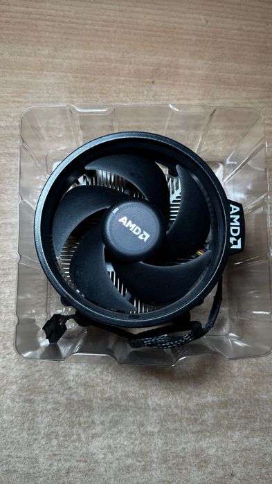 AMD Ryzen 5 3500X процесор за компютър