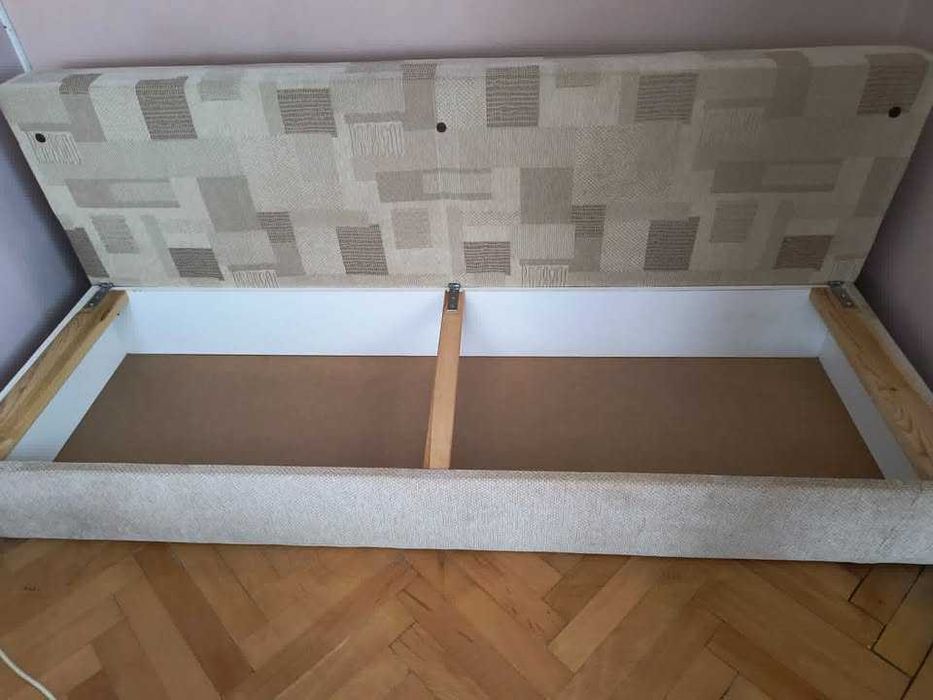 Canapea extensibila in stare buna Odorheiu Secuiesc