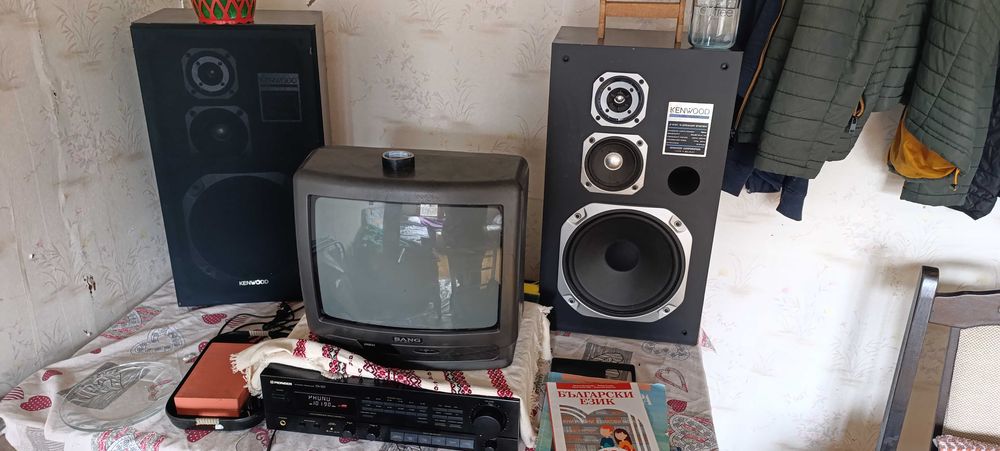 Продавам колони и усилвател