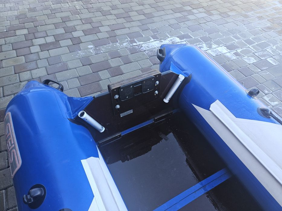 Лодка Хантер стелс 275