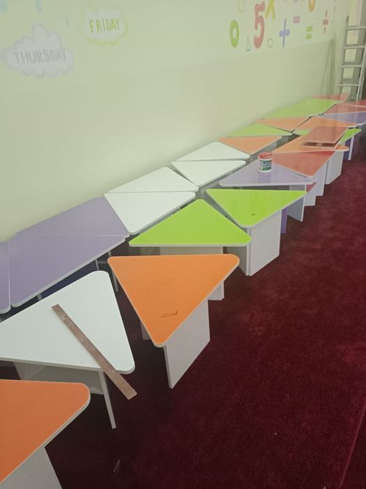 Xar xil turdaki mebel