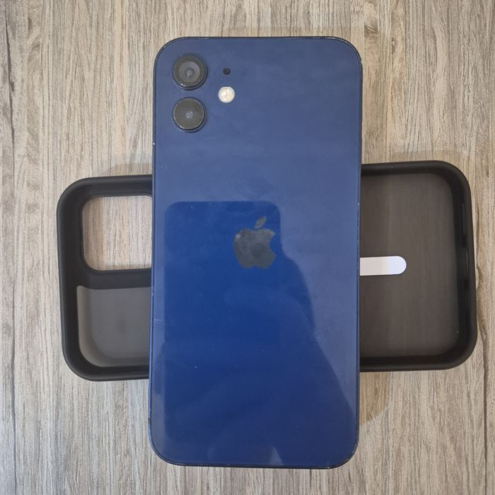 iPhone 12 128gb.