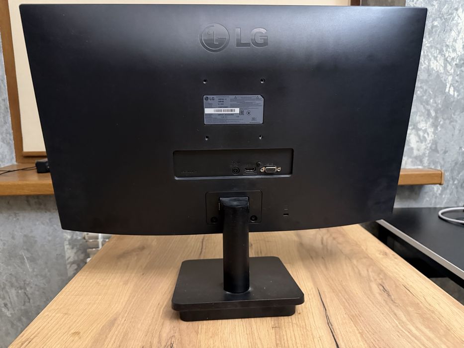 Монитор 23.8" LG 24MP400-B черный