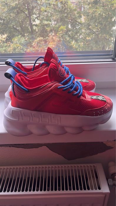 Versace Chain Reaction (Rosu cu talpa alba si sireturi albastrure)