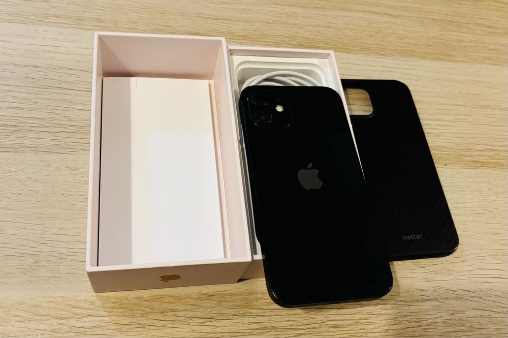 Iphone 12 ,black ,64 gb