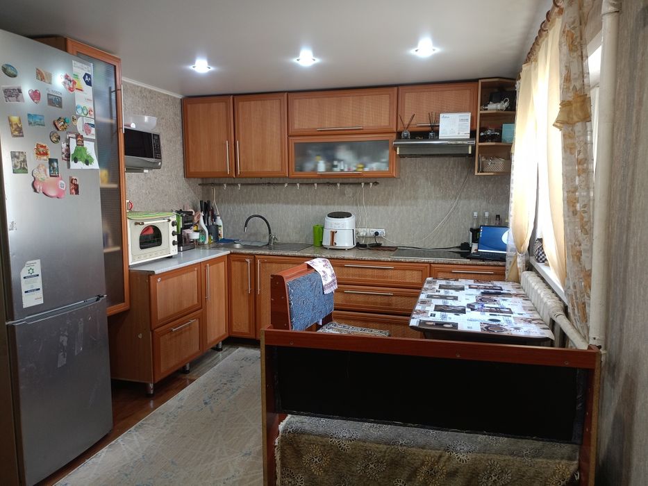 Дом в центре города.