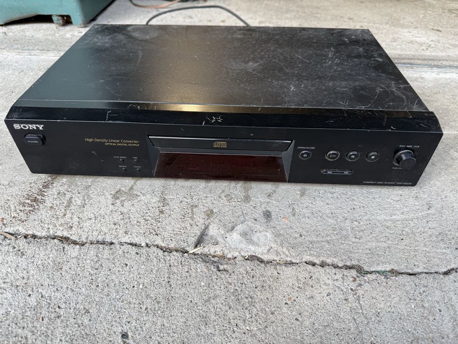 CD player Sony CDP-XE270