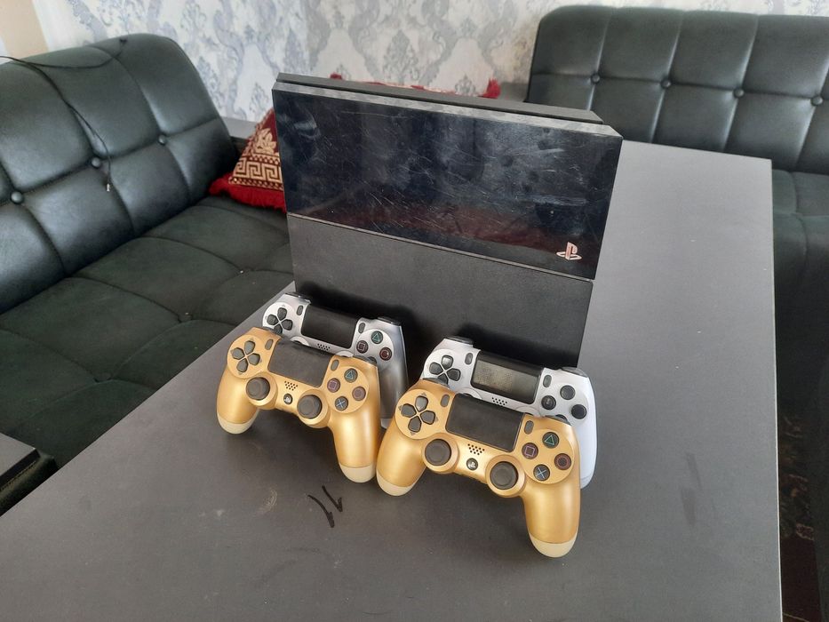 PS4 Õyin pristavkasi