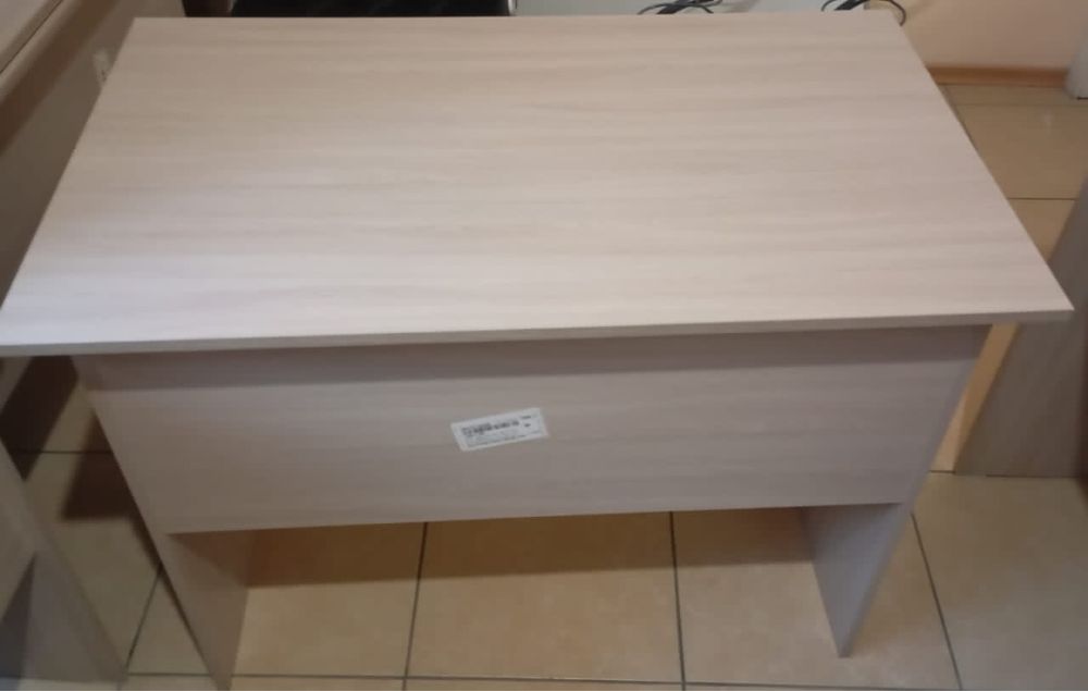 Стол для вашего офиса