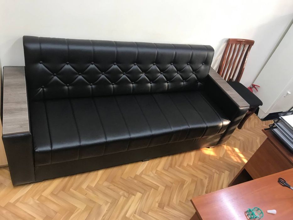 Kojanniy divan ofisga yetkazib berish bepul