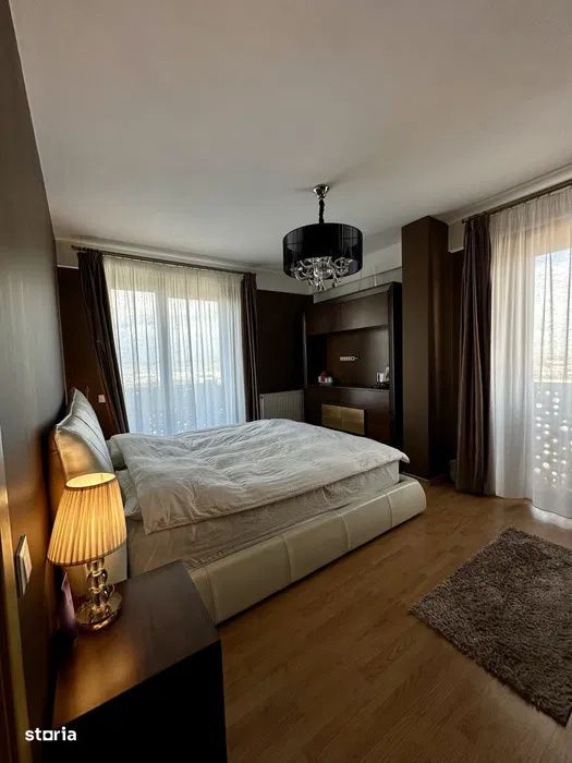 Apartament 3 camere, 90mp, 4 balcoane, zona Europa