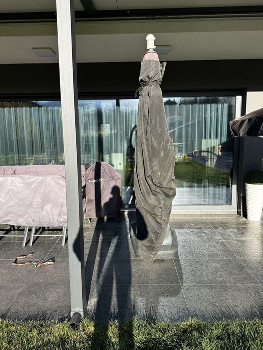 Висящ чадър HAUGESUND Ø300 черен