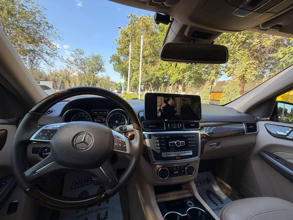 Mercedes-Benz ML 350 (W166)