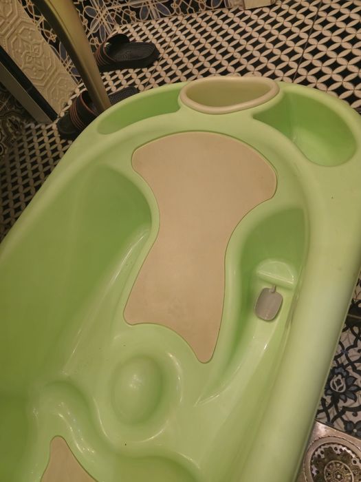 Детская ванна с кружкой