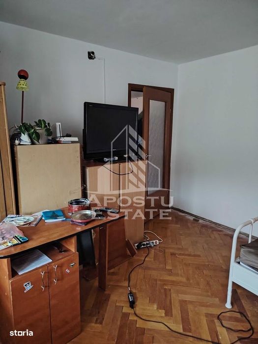 Apartament cu 3 camere, de vanzare, zona Girocului, Timisoara — fotografia 2