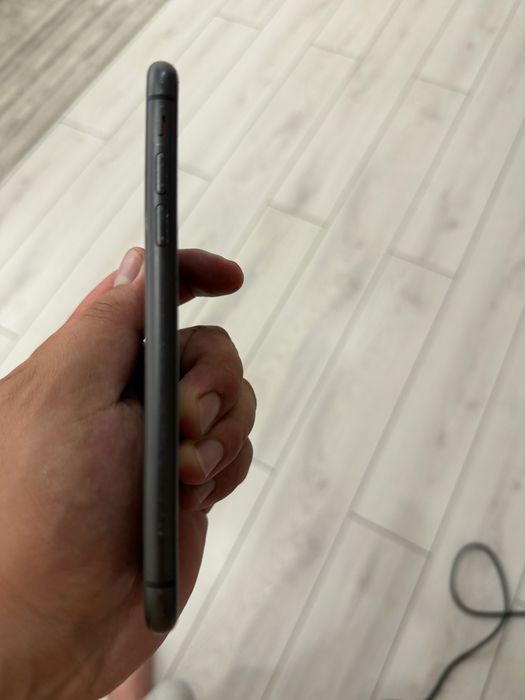 Продам Iphone 11 128ГБ ёмкость 76%